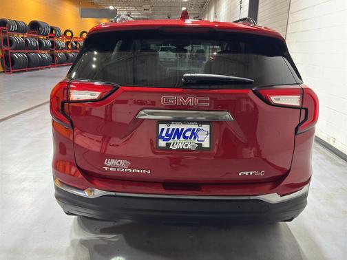 2023 GMC Terrain AWD AT4
