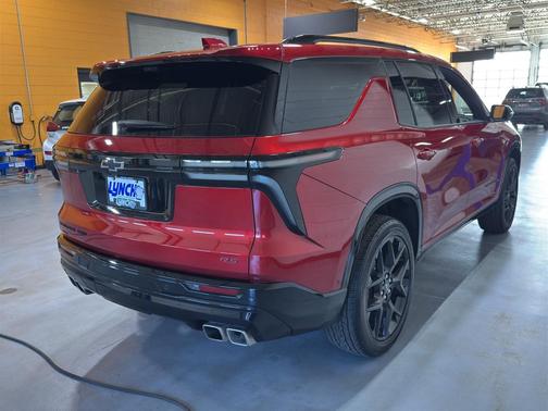 2025 Chevrolet Traverse RS