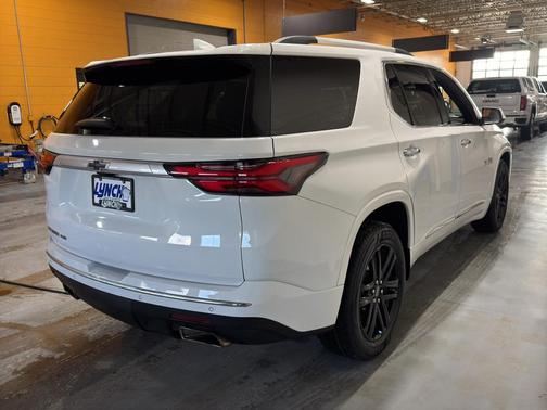 2022 Chevrolet Traverse High Country