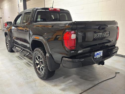 2024 GMC Canyon AT4X