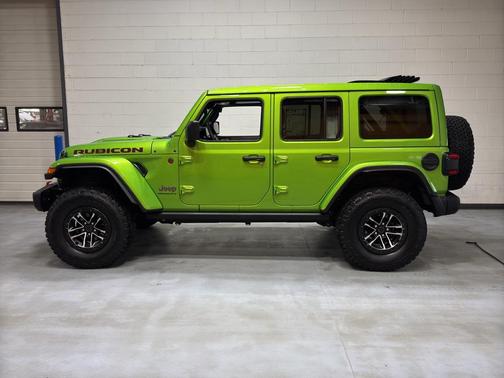 Mojito Clearcoat 2025 Jeep Wrangler Rubicon