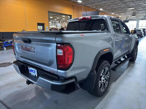 2024 GMC Canyon Base