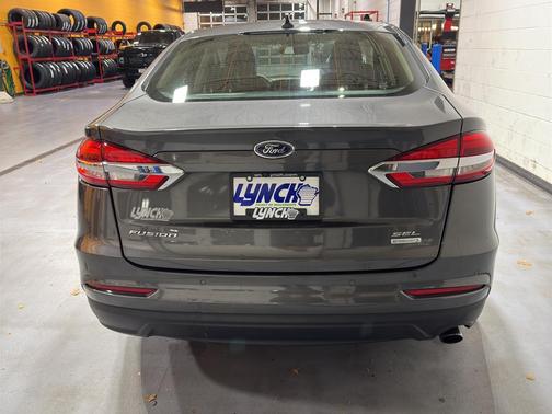 2019 Ford Fusion SEL