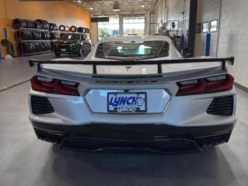 2026 Chevrolet Corvette Stingray w/2LT