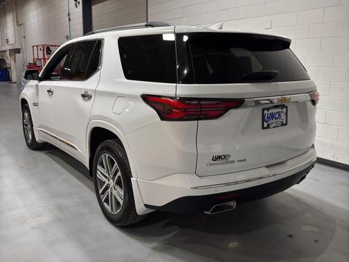 2023 Chevrolet Traverse High Country