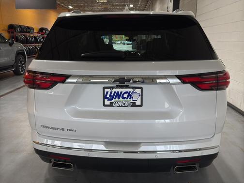 2023 Chevrolet Traverse High Country