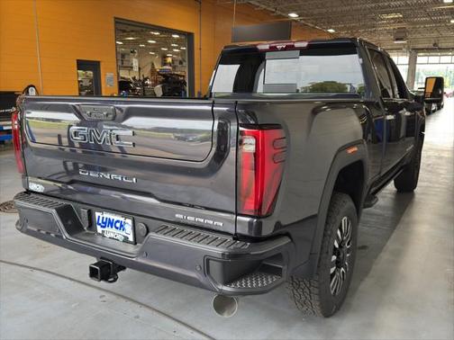 2025 GMC Sierra 3500 Denali