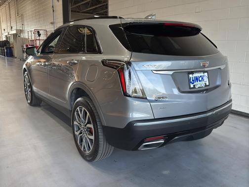 2023 Cadillac XT5 Sport