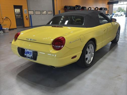 2002 Ford Thunderbird Deluxe