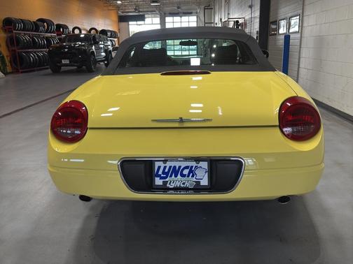 2002 Ford Thunderbird Deluxe