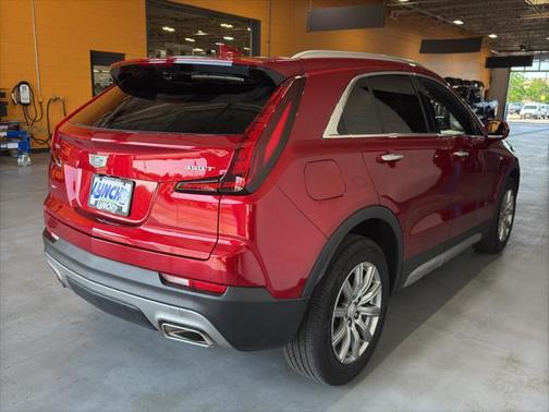 2021 Cadillac XT4 Premium Luxury