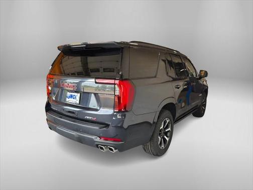 2025 GMC Yukon 4WD AT4