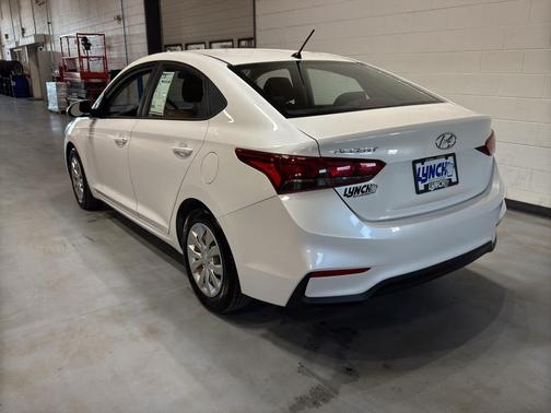 2020 Hyundai Accent SE