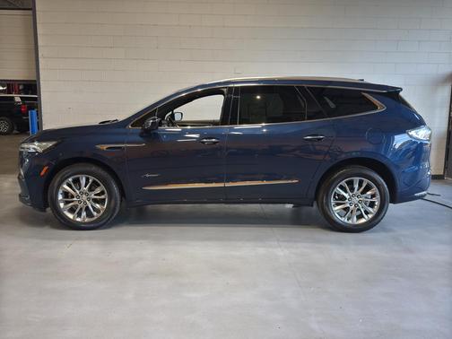 2023 Buick Enclave Avenir AWD