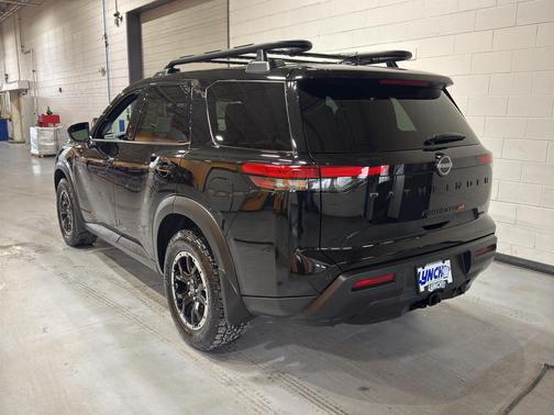 2024 Nissan Pathfinder Rock Creek 4WD