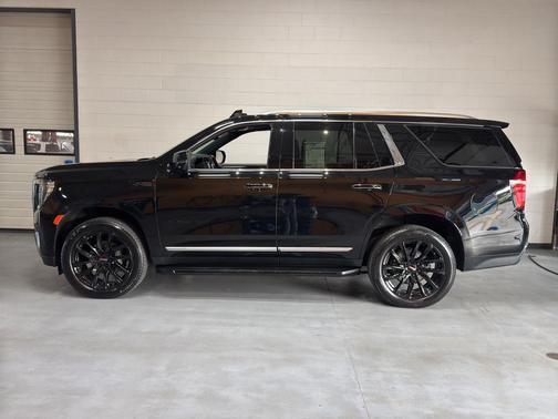 Onyx Black 2024 GMC Yukon Denali