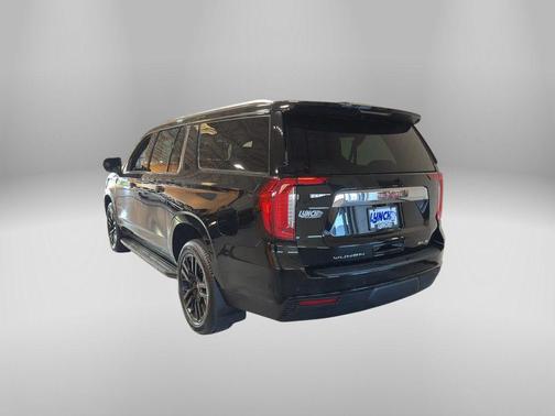 2022 GMC Yukon XL SLE