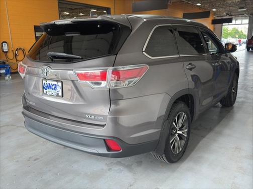 2016 Toyota Highlander XLE