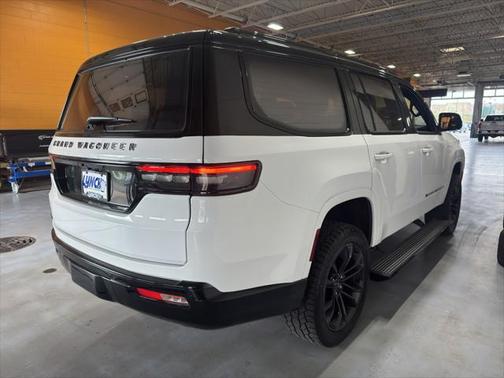 2023 Jeep Grand Wagoneer Obsidian 4x4