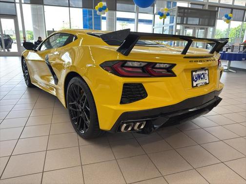 2025 Chevrolet Corvette Stingray w/3LT