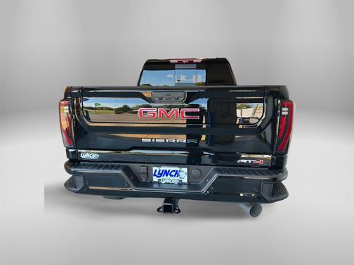 2026 GMC Sierra 2500 AT4