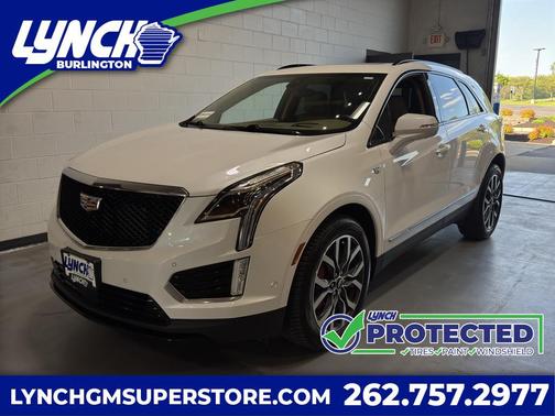Crystal White Tricoat 2023 Cadillac XT5 Sport