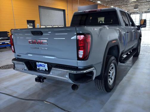 2025 GMC Sierra 3500 Base