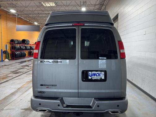 2025 Chevrolet Express 2500 RWD 2500 Regular Wheelbase WT