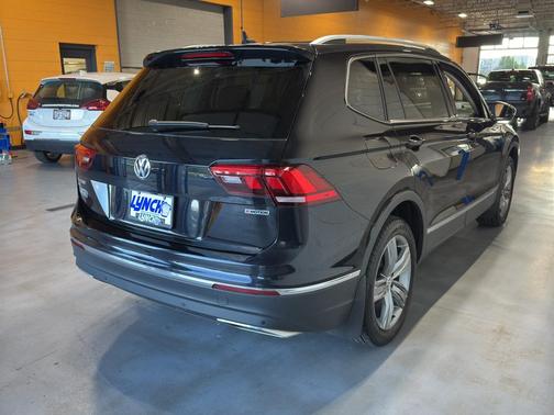 2020 Volkswagen Tiguan 2.0T SE 4MOTION