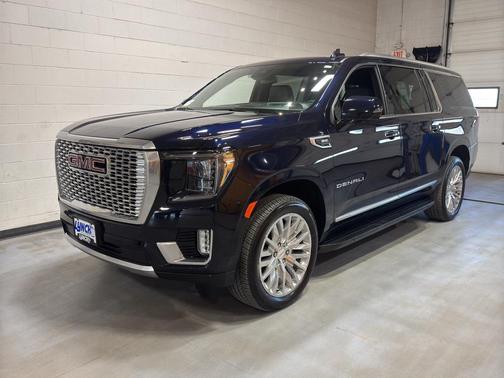 Midnight Blue Metallic 2024 GMC Yukon XL Denali