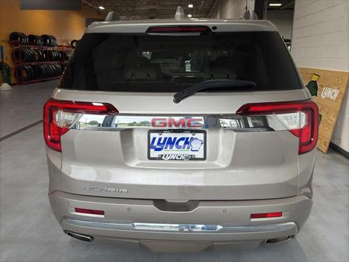 2022 GMC Acadia Denali