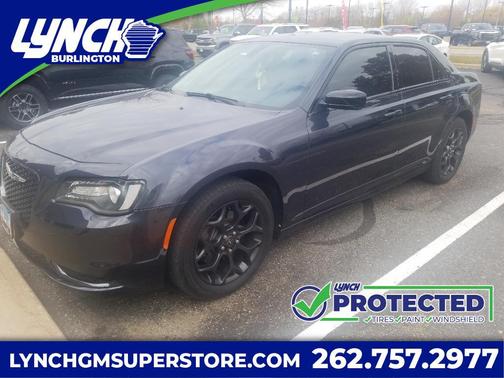 2019 Chrysler 300 Touring