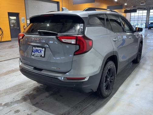 2023 GMC Terrain AWD AT4