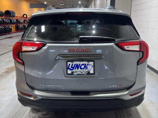 2023 GMC Terrain AWD AT4