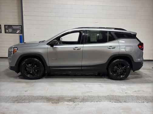 2023 GMC Terrain AWD AT4