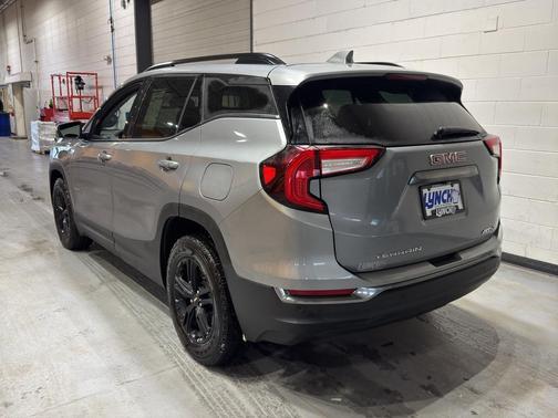 2023 GMC Terrain AWD AT4