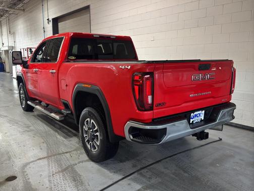 2023 GMC Sierra 3500 SLT