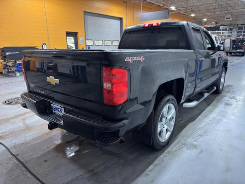 2017 Chevrolet Silverado 1500 Custom