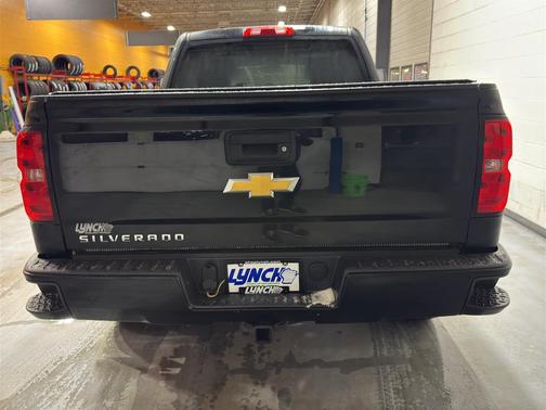 2017 Chevrolet Silverado 1500 Custom