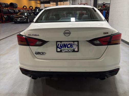 2024 Nissan Altima SR FWD