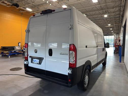 Bright White Clearcoat 2025 RAM ProMaster 3500 High Roof