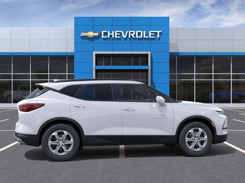 Summit White 2026 Chevrolet Blazer 2LT