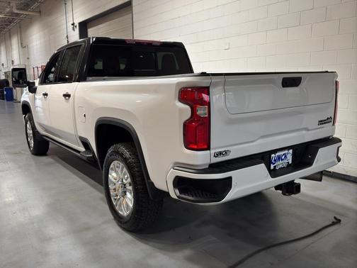 2023 Chevrolet Silverado 3500 High Country
