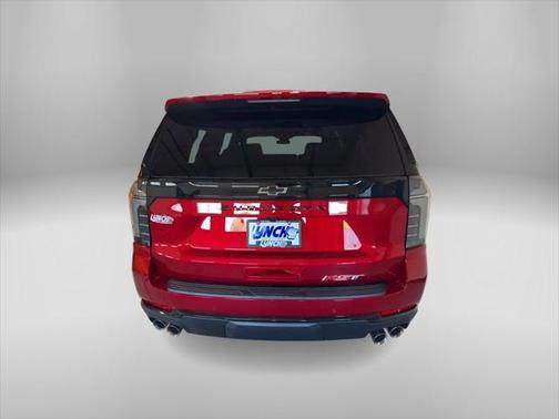 2025 Chevrolet Suburban RST