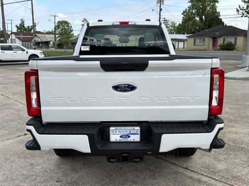 Oxford White 2026 Ford F-250 XL