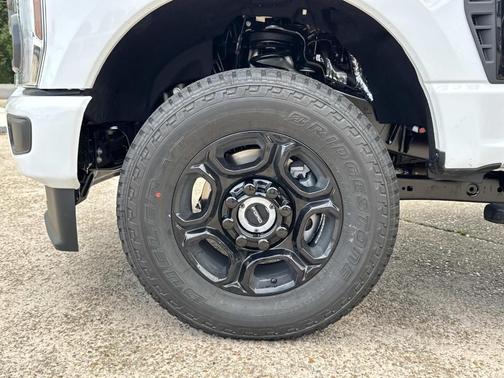 Oxford White 2026 Ford F-250 XL