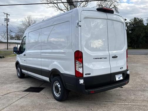 2026 Ford Transit-250 148 WB Medium Roof Cargo