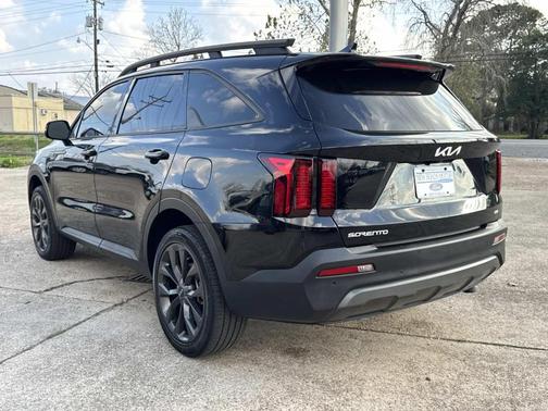 2023 Kia Sorento X-Line EX