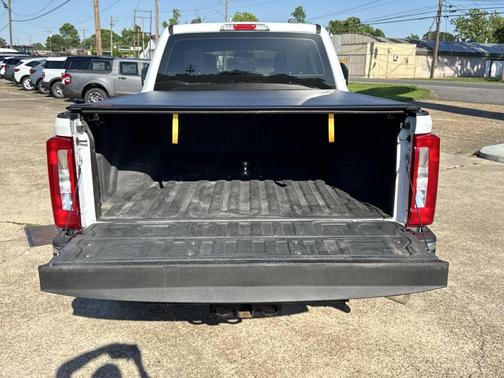 Oxford White 2024 Ford F-250 XL