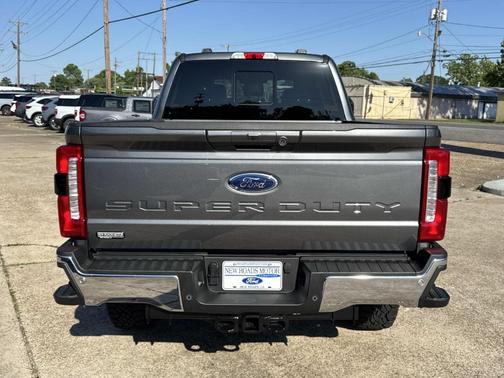 Carbonized Gray Metallic 2026 Ford F-250 Lariat